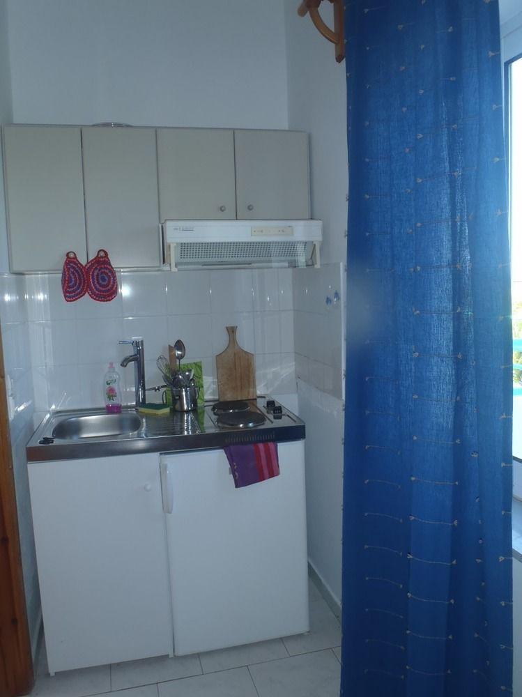 Sea Shell Apartments Pirgos Psilonerou Luaran gambar